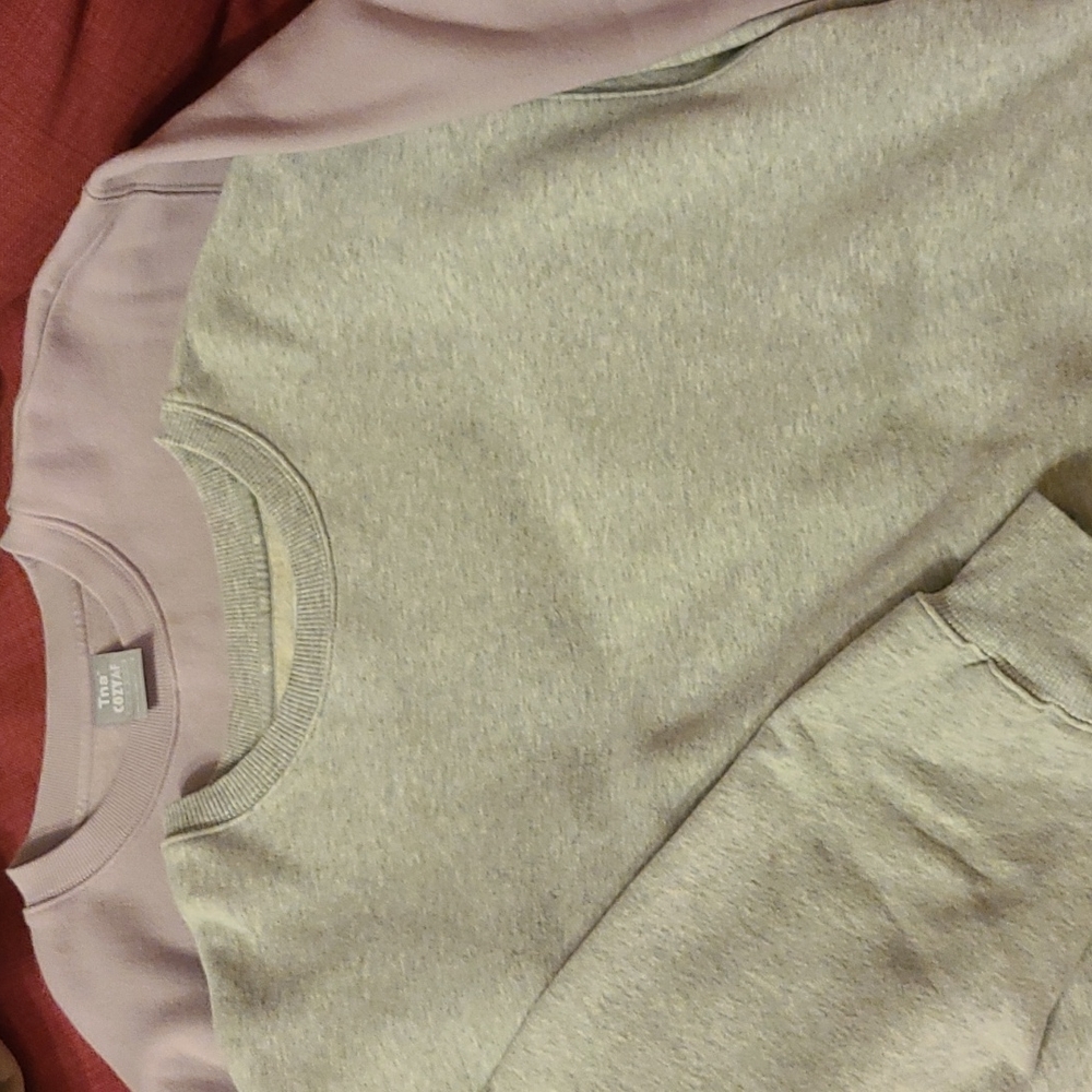 NWOT aritzia TNA cozy fleeze boyfriend crewneck sweatshirt purple 2 - Picture 4 of 11